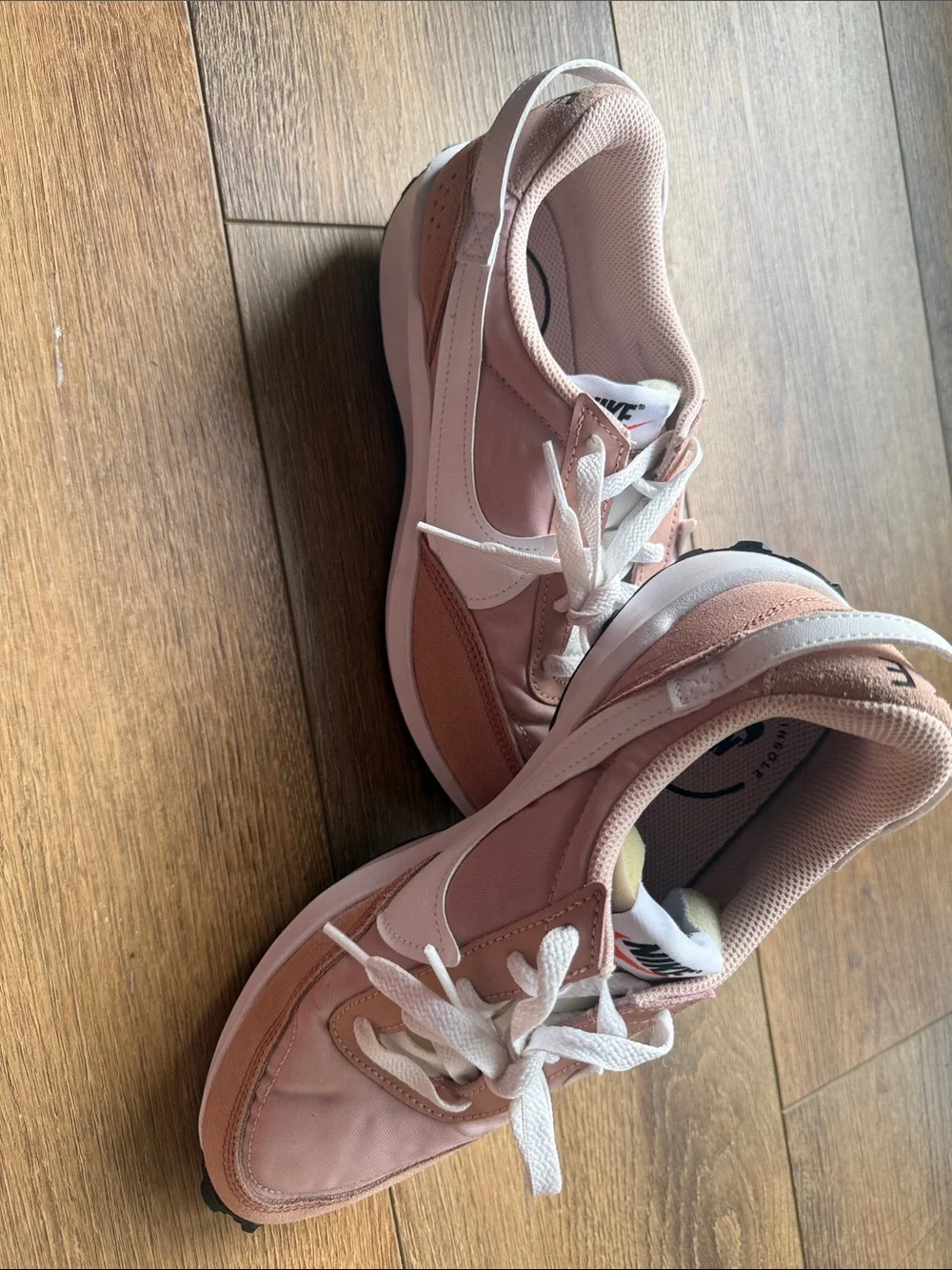 Nike Women's Dusty Pink Low-Top Sneakers Size 8.5